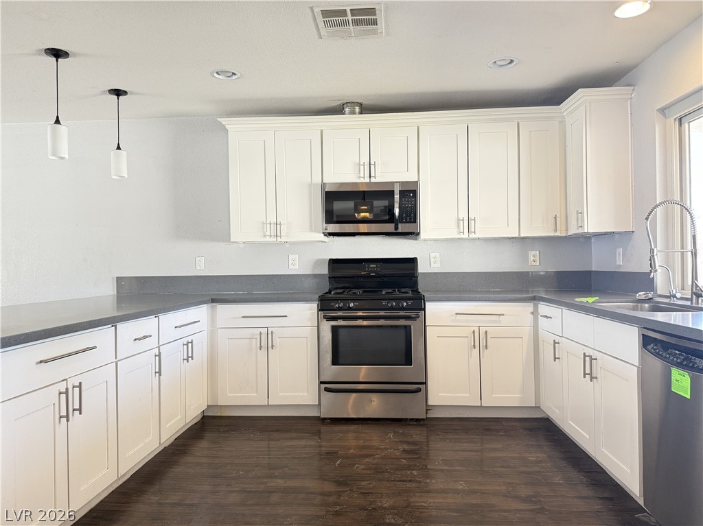 725 Morrocco Drive Property Photo 12