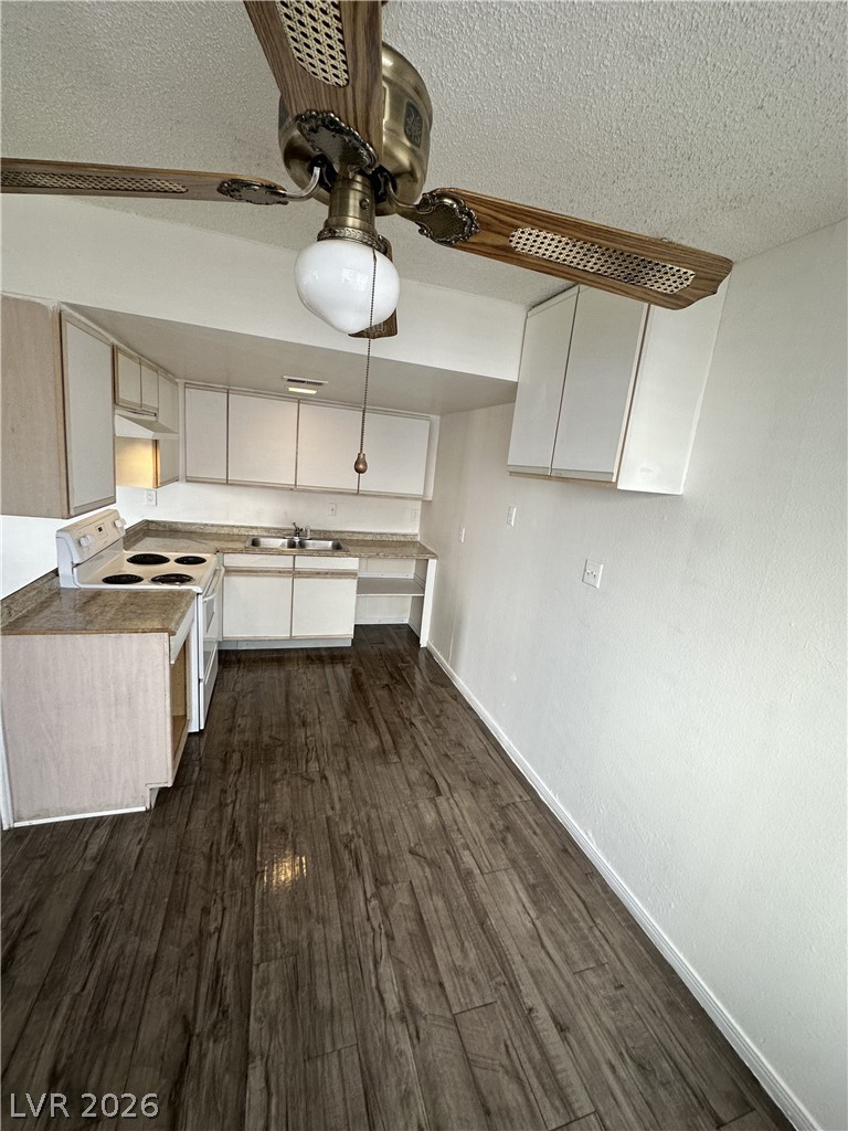 5808 Bromley Avenue 1 Property Photo 1