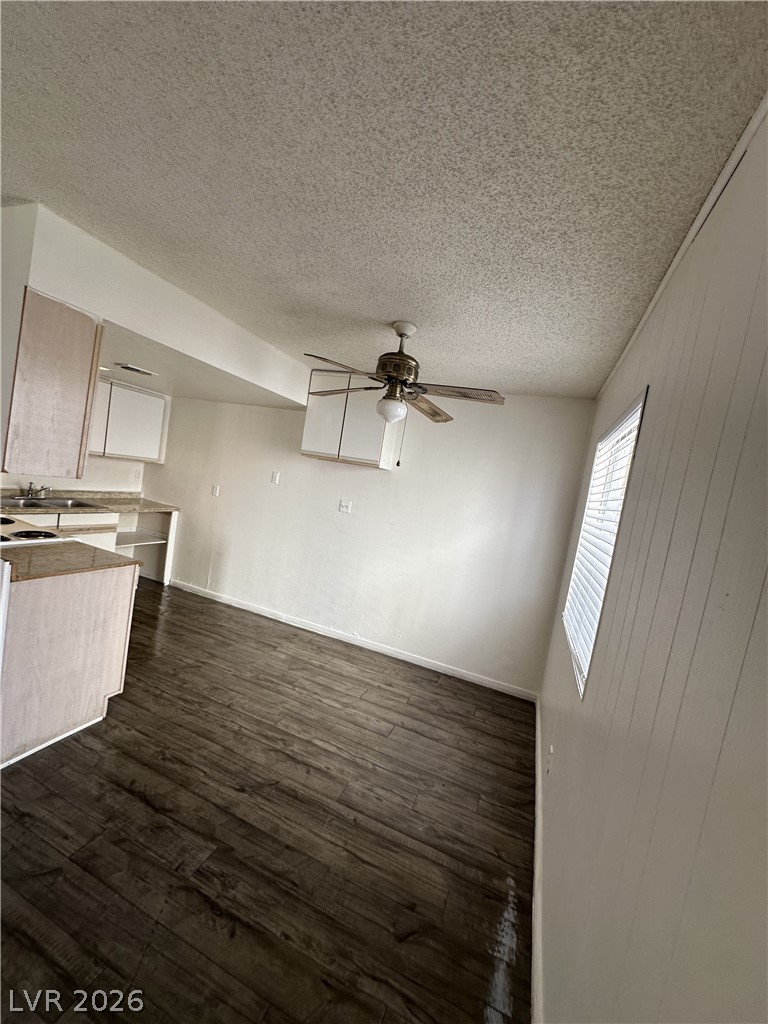 5808 Bromley Avenue 1 Property Photo 2