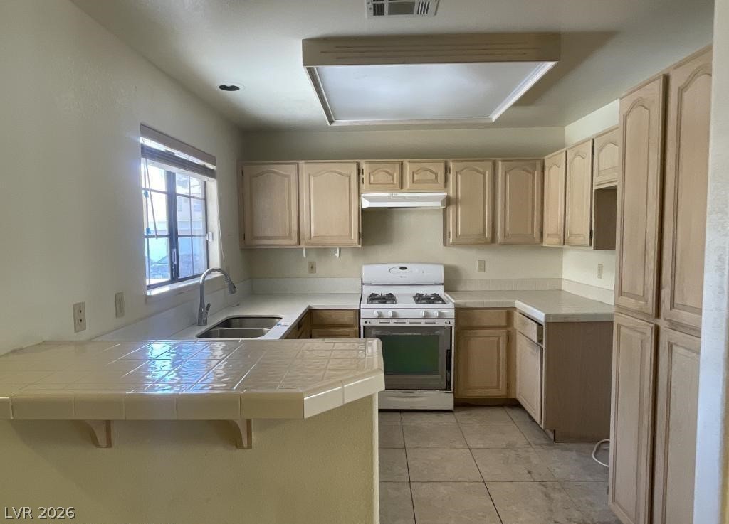 2851 South Valley View Boulevard 1175 Property Photo 13