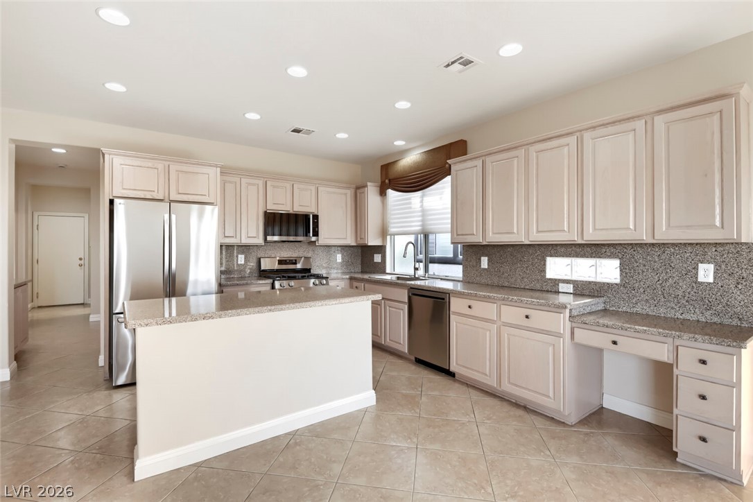 10448 Premia Place Property Photo 15