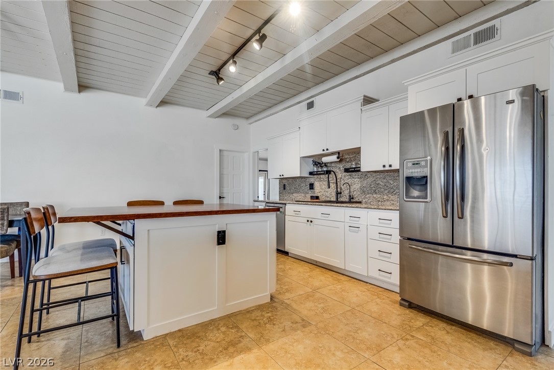 524 Swallow Cove Property Photo 15