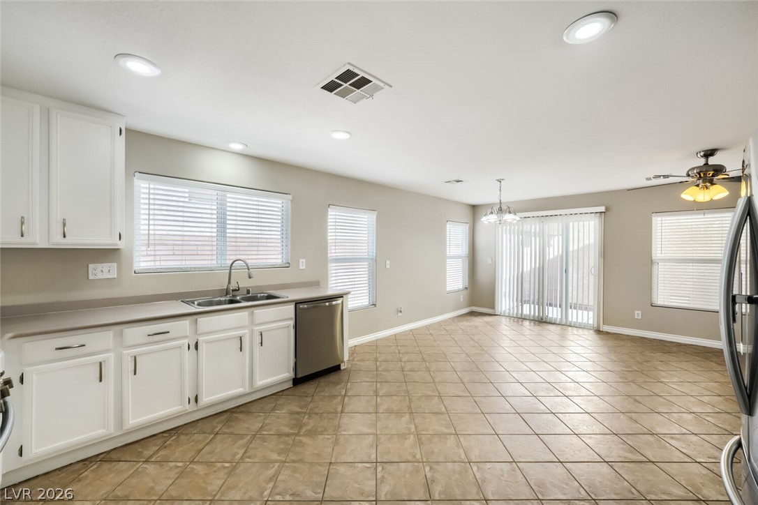 102 Masserta Court Property Photo 16
