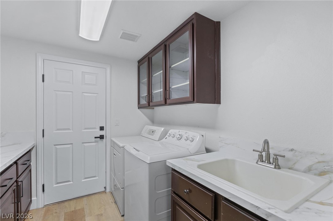 4065 Abernethy Forest Place Property Photo 35