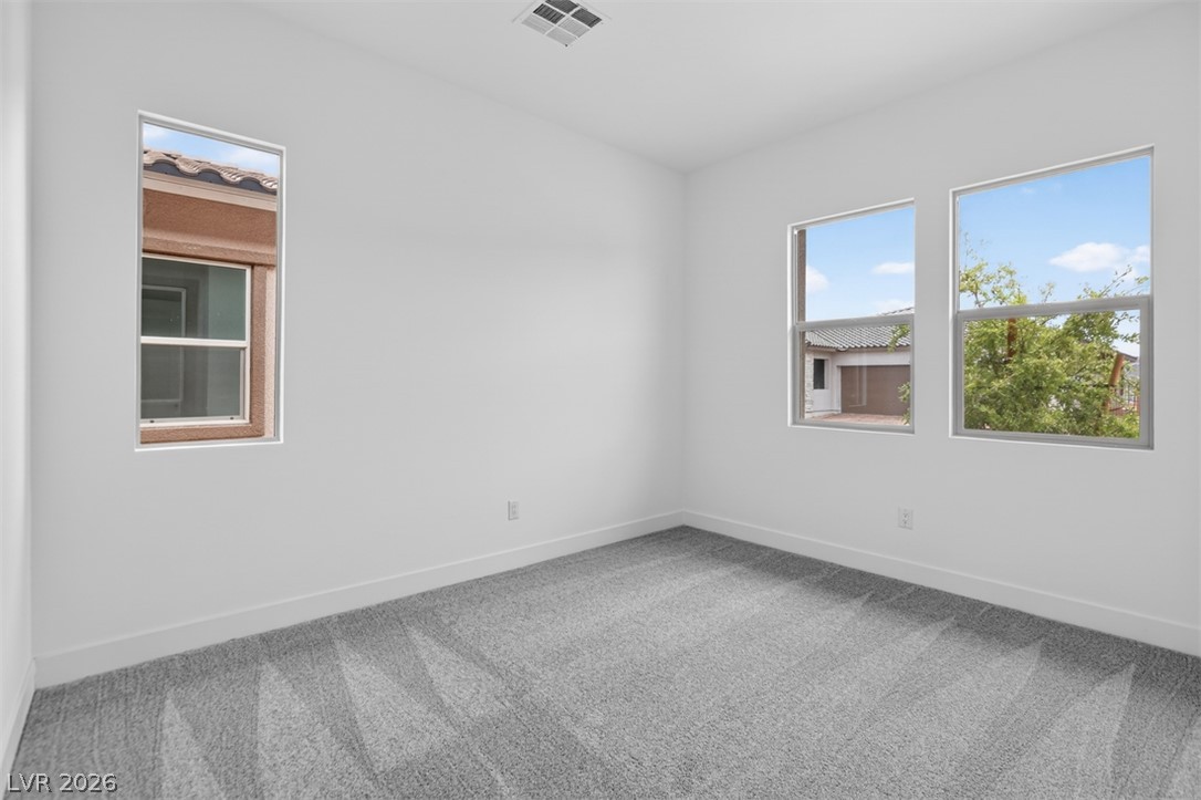 376 Tigullio Avenue Property Photo 12