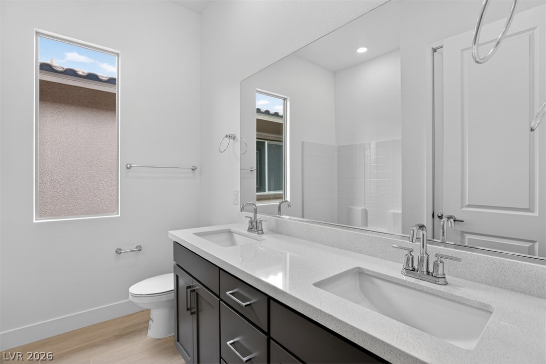 376 Tigullio Avenue Property Photo 27