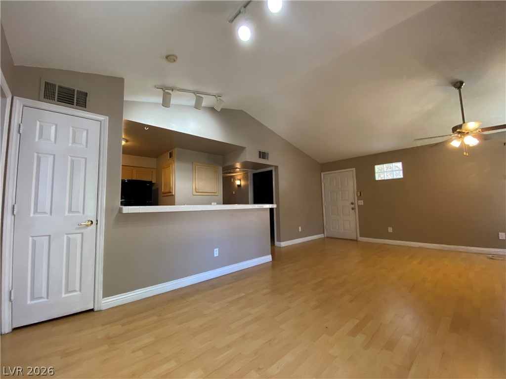 2251 Wigwam Parkway 1722 Property Photo 6