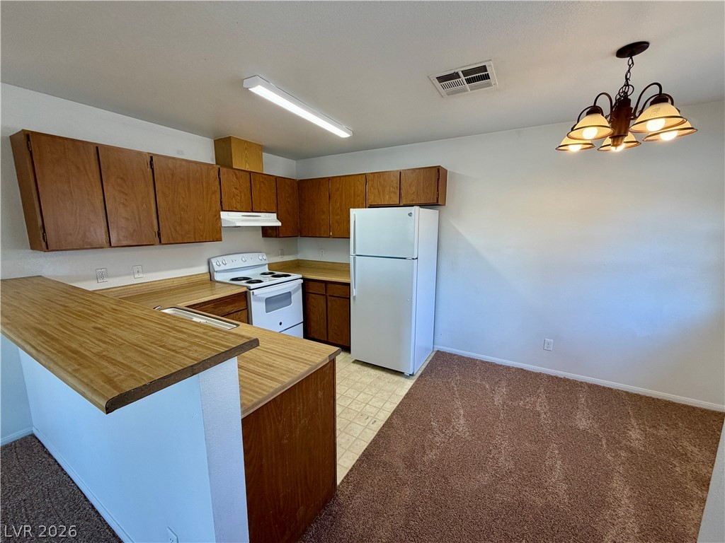 2704 Aarondavid Drive C Property Photo 3