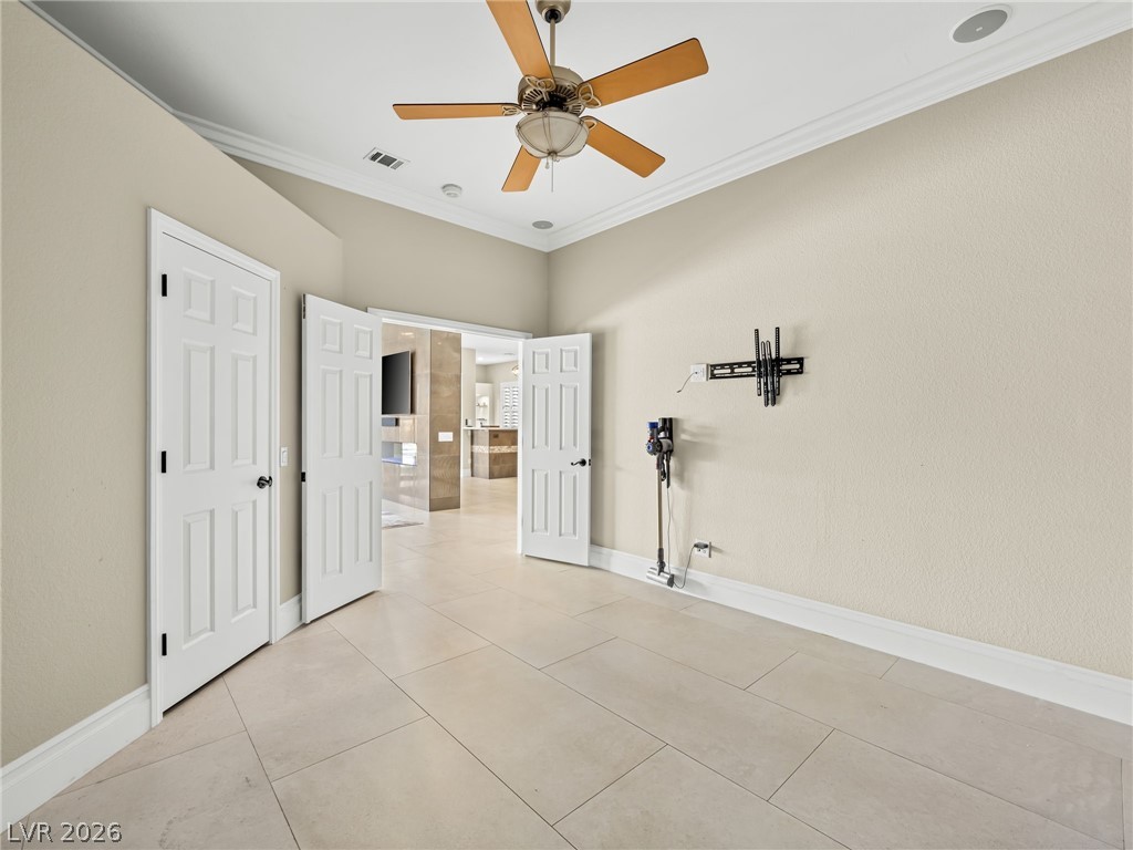 2404 Quartz Peak Street Property Photo 17