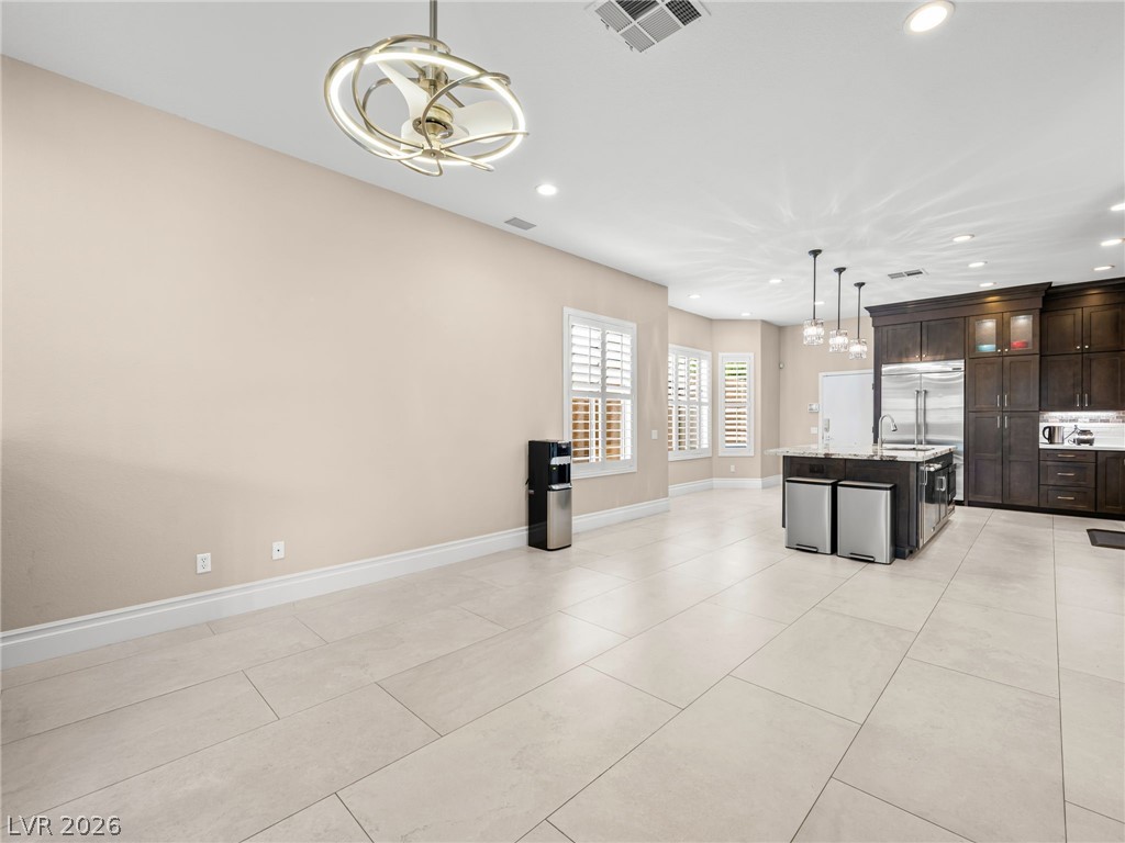 2404 Quartz Peak Street Property Photo 19