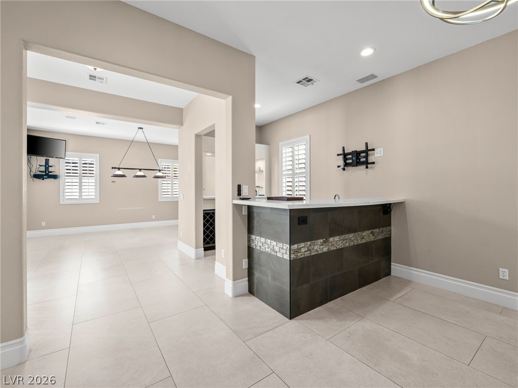 2404 Quartz Peak Street Property Photo 25