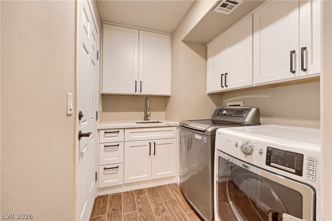 1027 Sidehill Way Property Photo 23