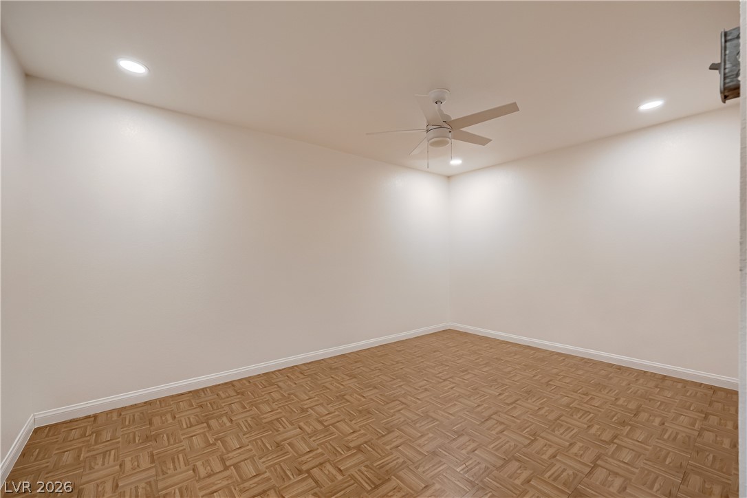 1027 Sidehill Way Property Photo 31
