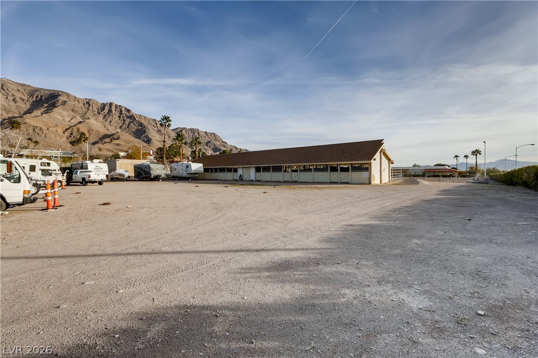 1027 Sidehill Way Property Photo 44