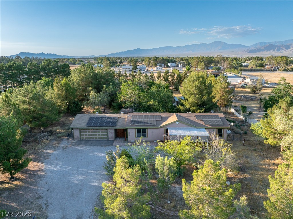 3160 East Navajo Boulevard Property Photo 5