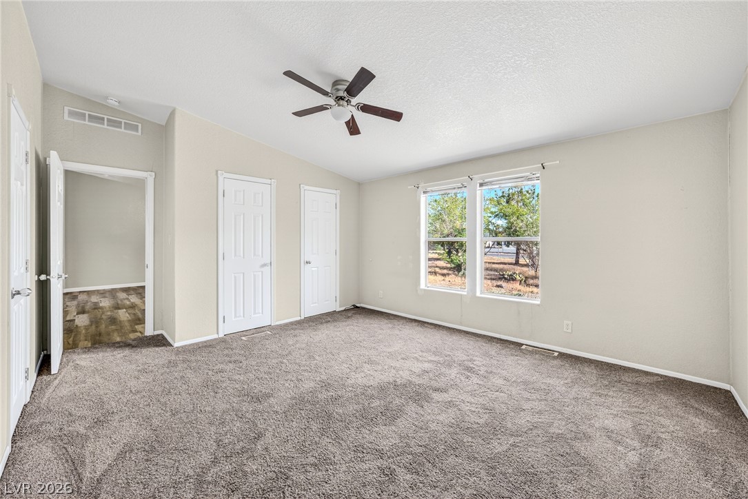 3160 East Navajo Boulevard Property Photo 21