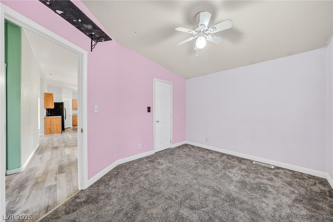 3160 East Navajo Boulevard Property Photo 28