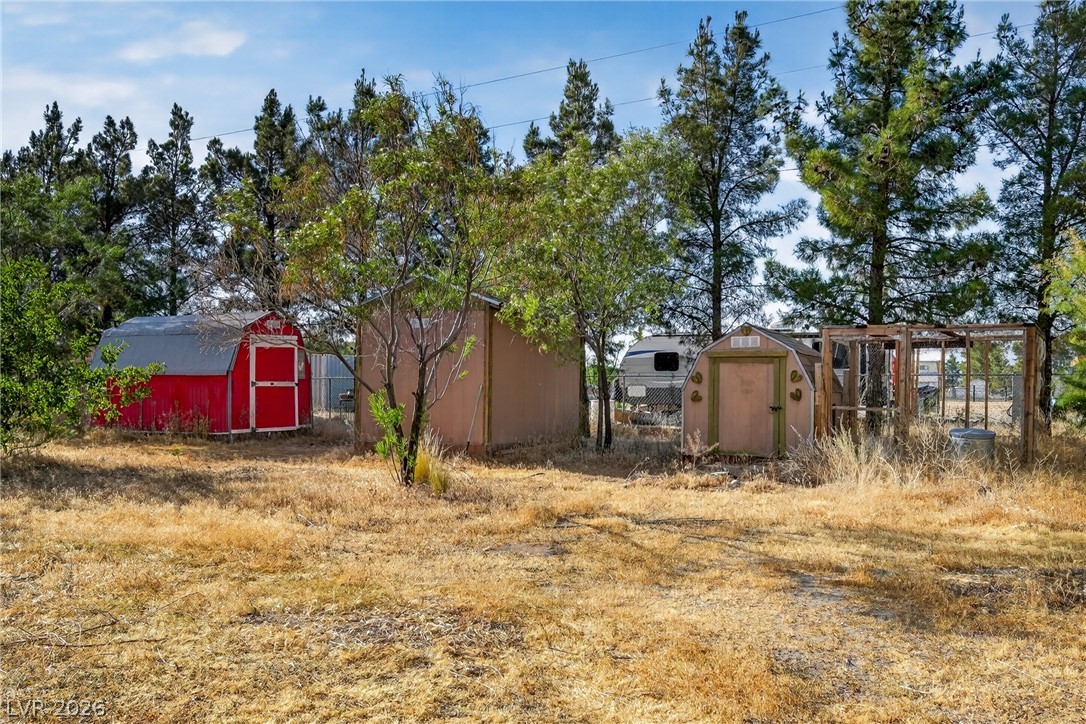 3160 East Navajo Boulevard Property Photo 45