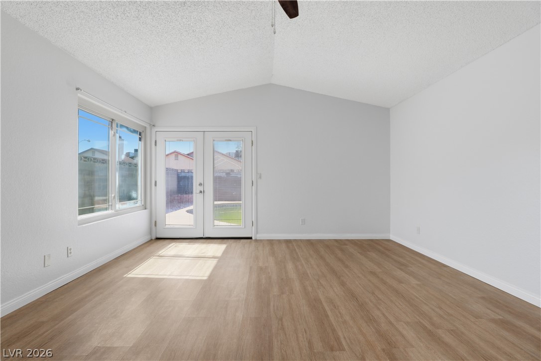 6811 Mangrum Circle Property Photo 4