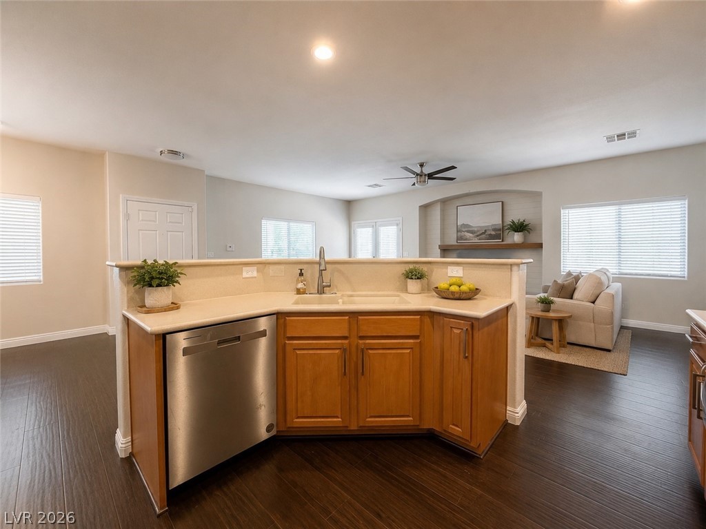 1160 Volcanic Garden Court 103 Property Photo 12