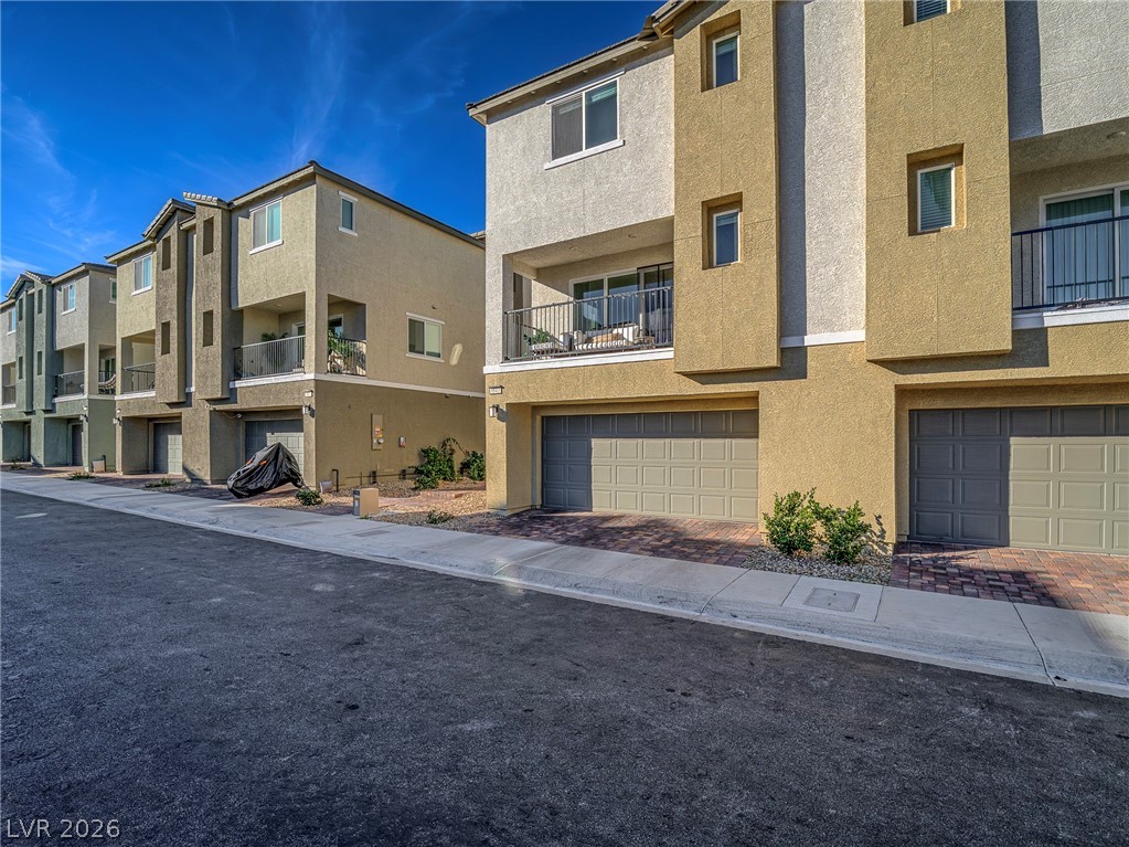 6843 Truffle Gray Street Property Photo 15