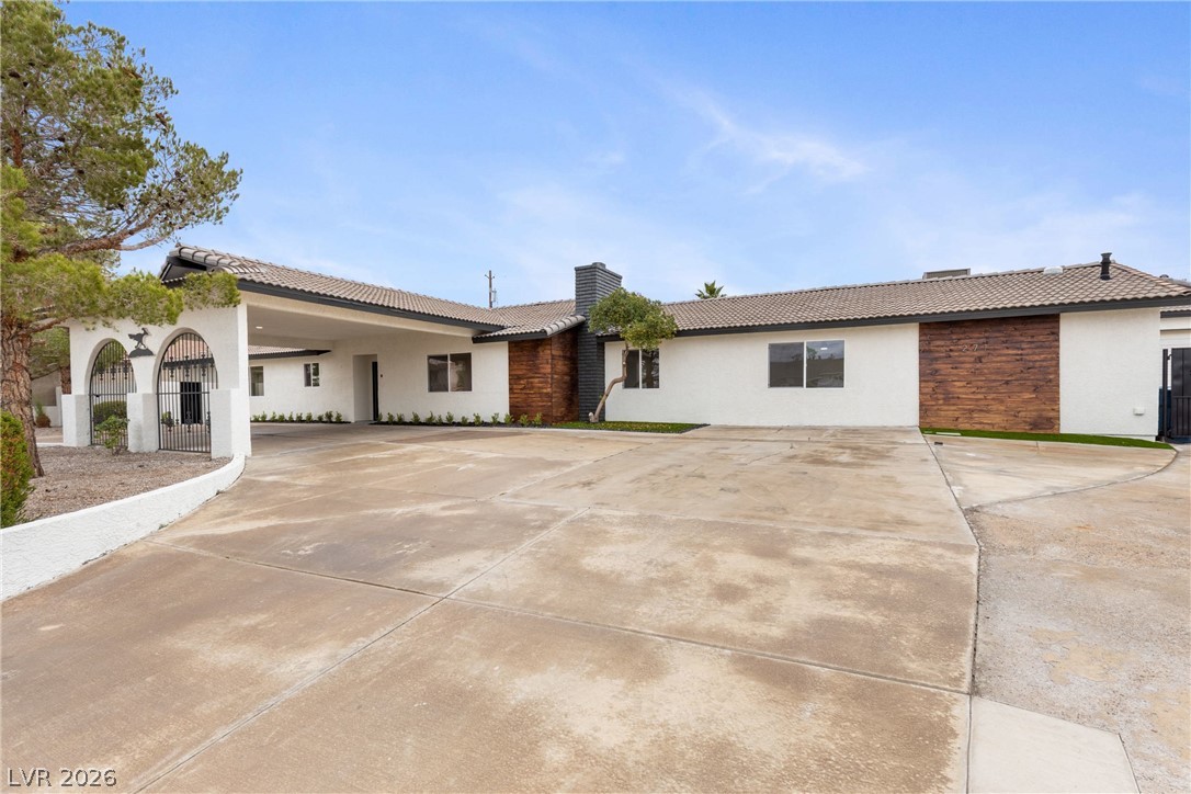 271 East Middleton Drive Property Photo 49