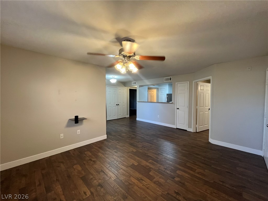555 East Silverado Ranch Boulevard 1089 Property Photo 4