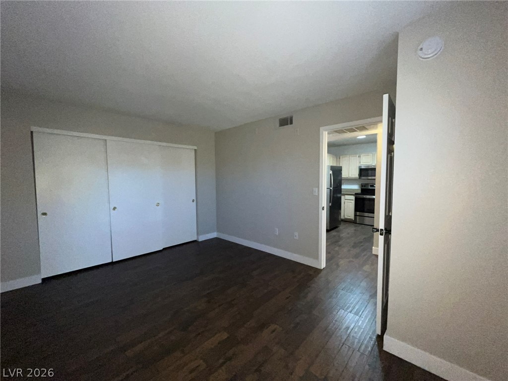 555 East Silverado Ranch Boulevard 1089 Property Photo 17