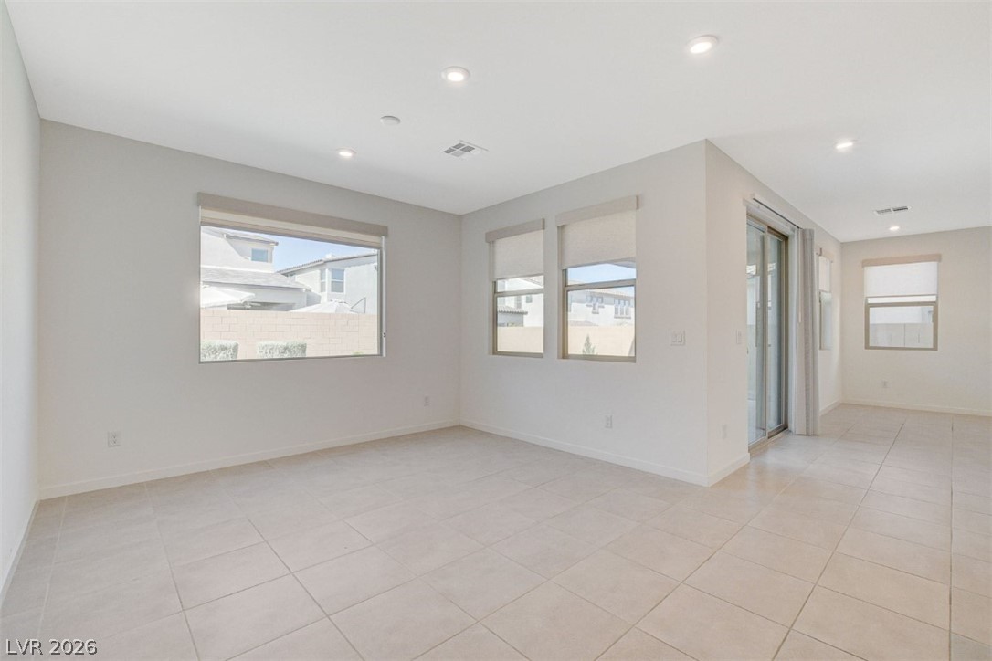 10280 Timberline Valley Avenue Property Photo 9