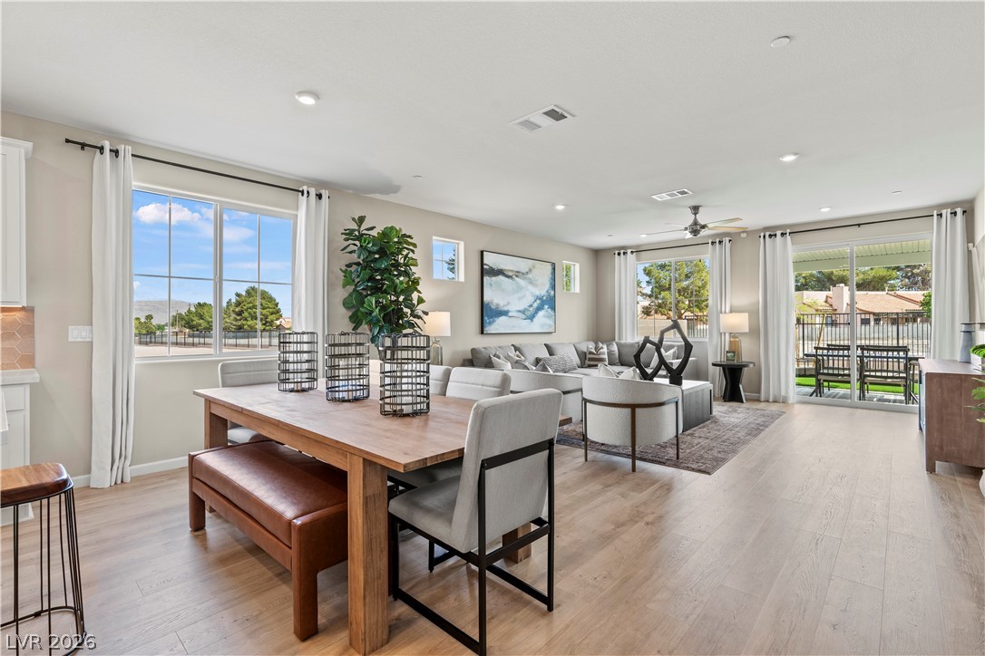 2587 Regency Cove Court Property Photo 10