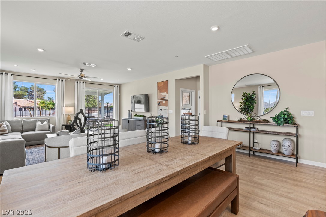 2587 Regency Cove Court Property Photo 11