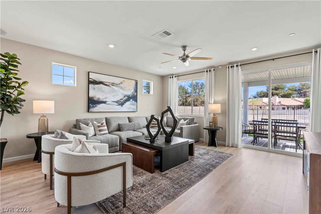 2587 Regency Cove Court Property Photo 12
