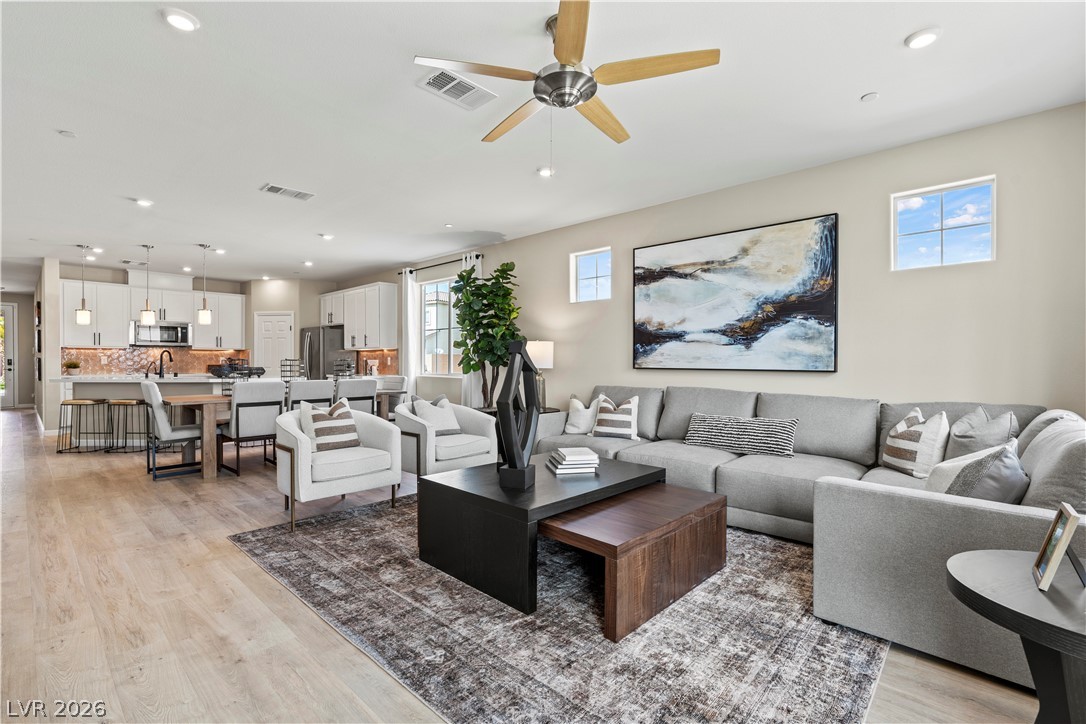 2587 Regency Cove Court Property Photo 15