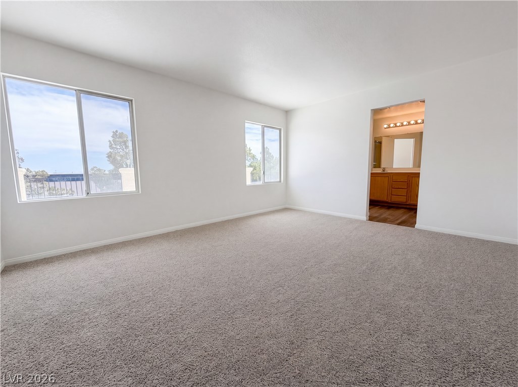5338 Lindsay Heights Property Photo 4