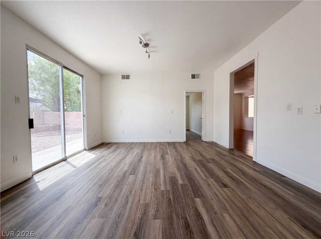 5338 Lindsay Heights Property Photo 11