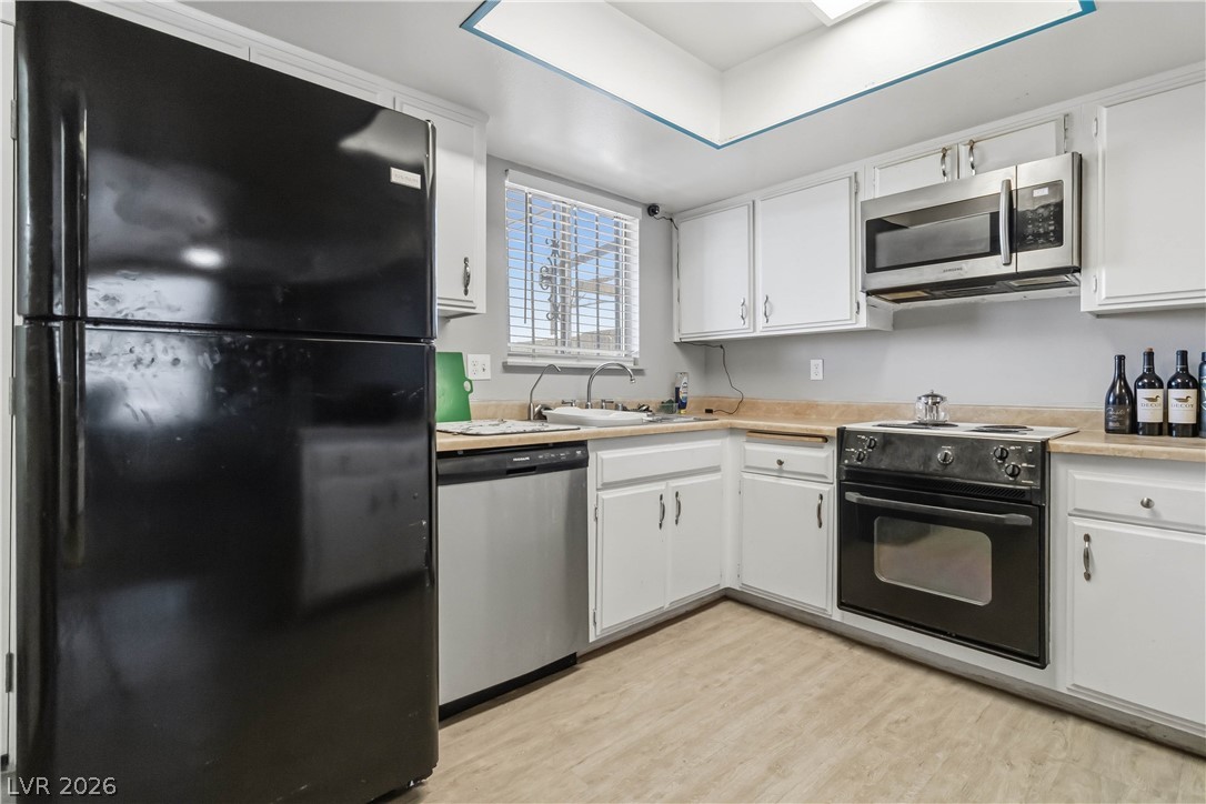 6024 Pebble Beach Boulevard Property Photo 12