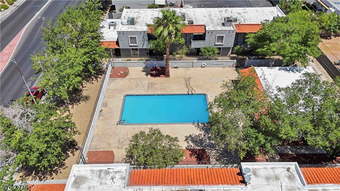 6024 Pebble Beach Boulevard Property Photo 28