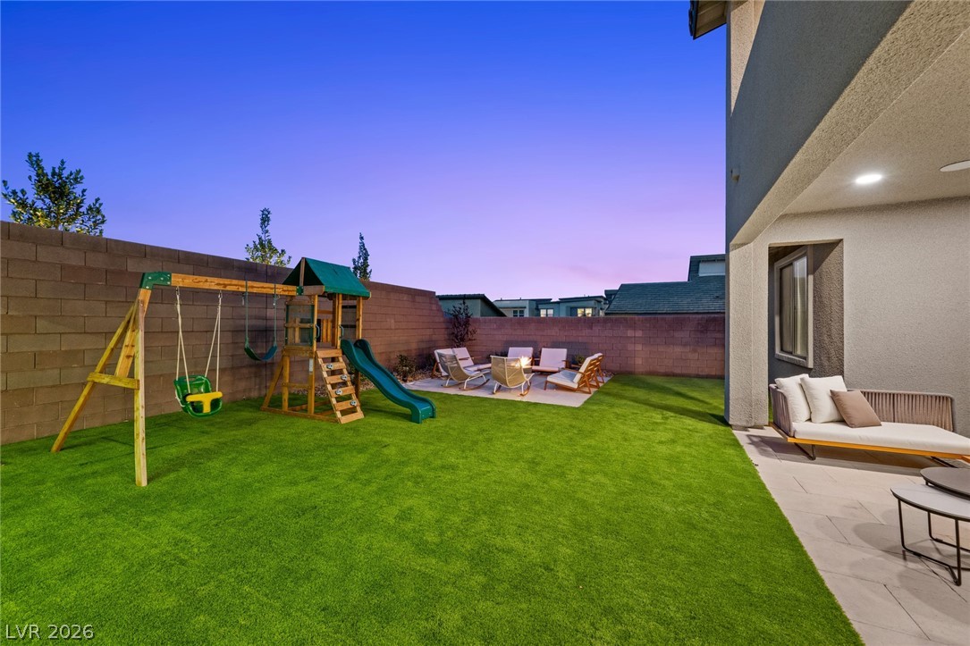 11966 Rockview Point Street Property Photo 22