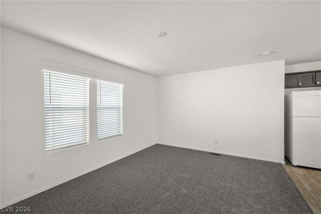 410 Candle Stick Avenue Property Photo 6