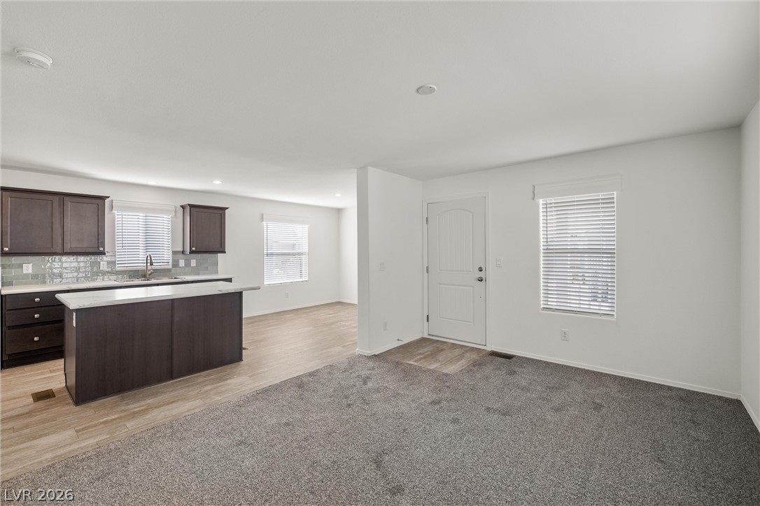 410 Candle Stick Avenue Property Photo 7