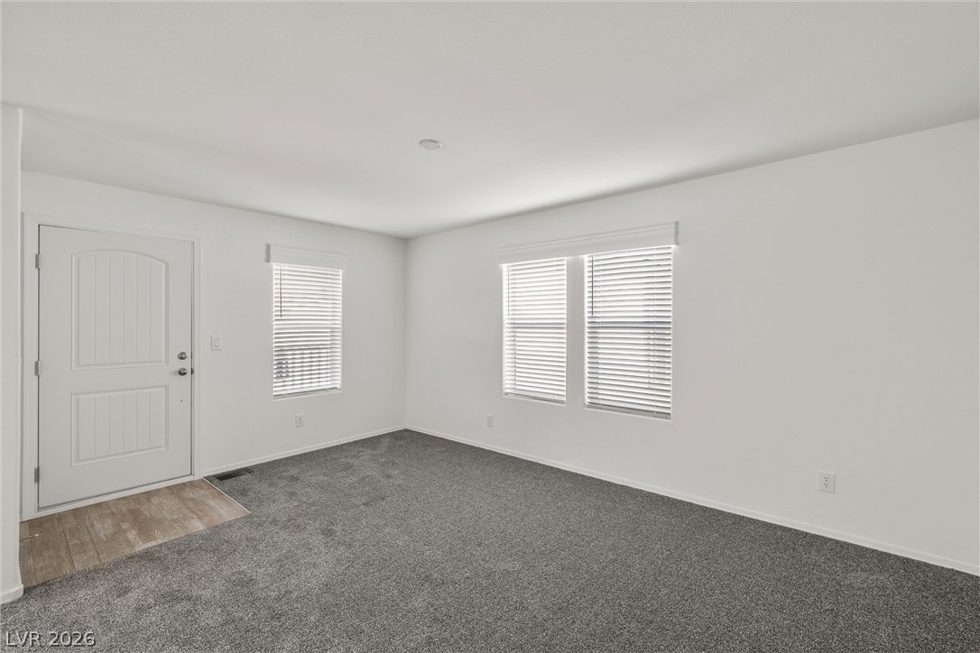410 Candle Stick Avenue Property Photo 8