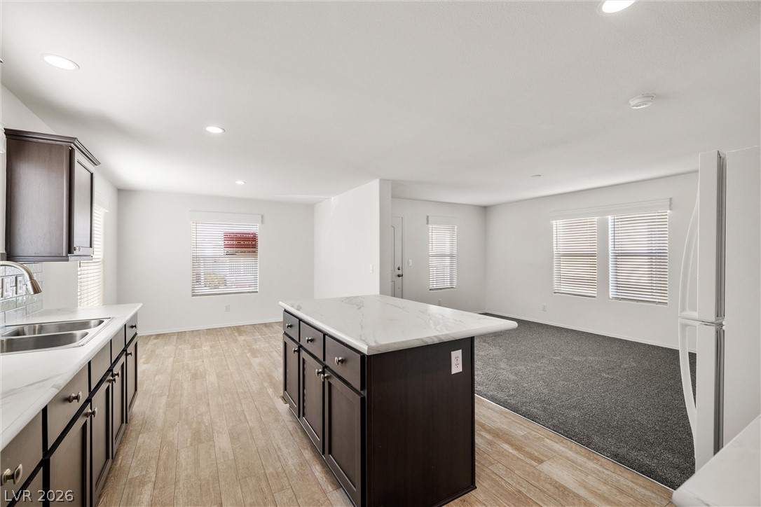 410 Candle Stick Avenue Property Photo 14