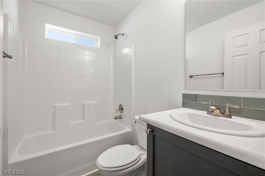 410 Candle Stick Avenue Property Photo 20