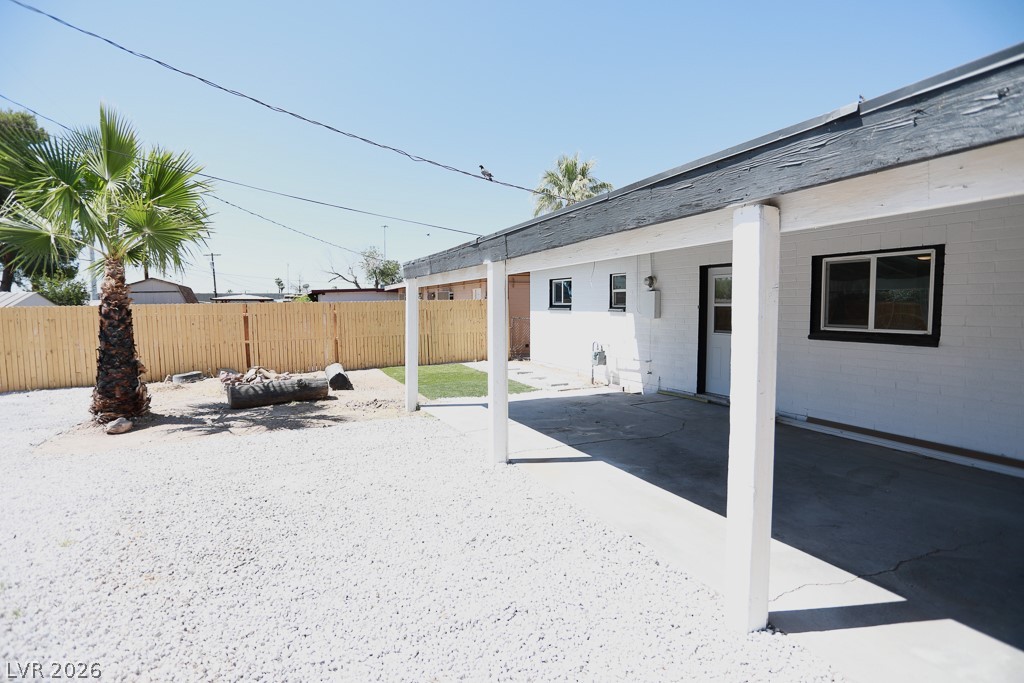 112 Harvard Street Property Photo 12