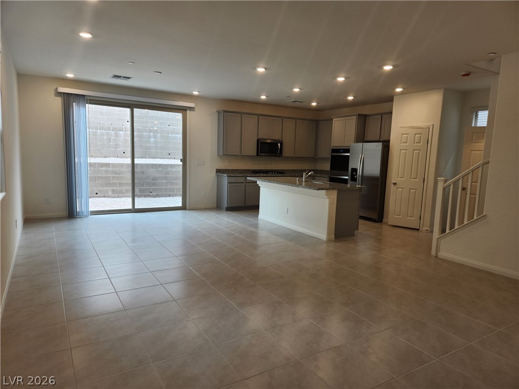 1553 Crowned Eagle Street Property Photo 6