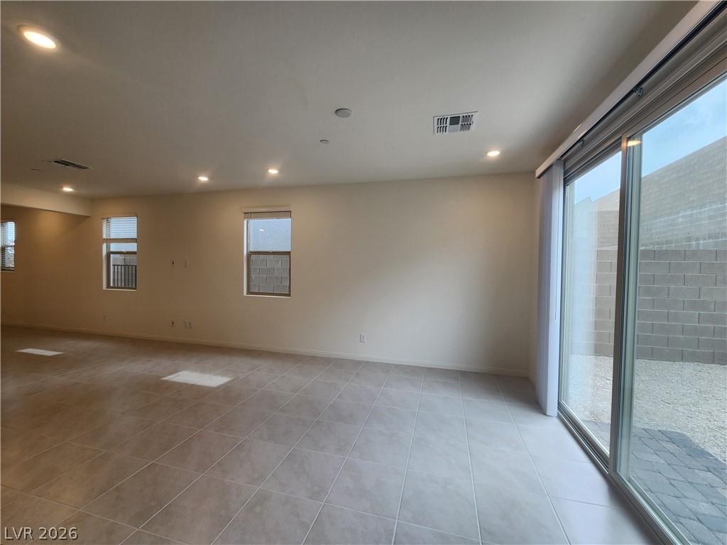 1553 Crowned Eagle Street Property Photo 7