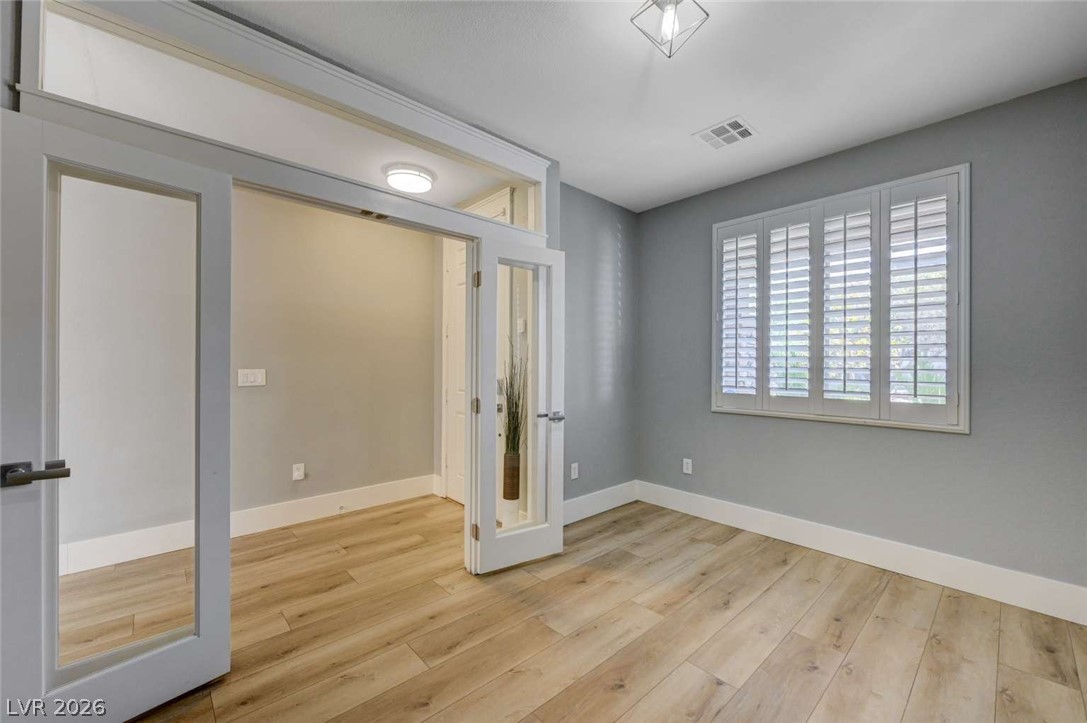 10501 Winter Grass Drive Property Photo 6