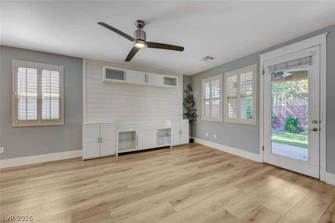 10501 Winter Grass Drive Property Photo 14