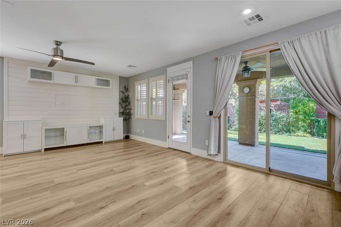 10501 Winter Grass Drive Property Photo 15