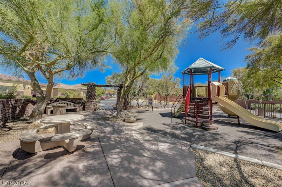 10501 Winter Grass Drive Property Photo 44
